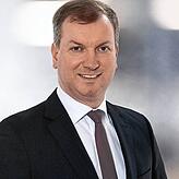 „Ich sehe den Verlauf der Eigenverwaltung bislang sehr positiv“, sagt Rechtsanwalt und Sachwalter Matthäus Rösch.