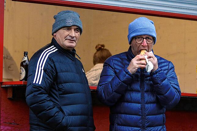 Bild 9: Letzte Aktion bringt FC Überlingen einen Punkt gegen FC Radolfzell. Wir haben die besten Bilder!