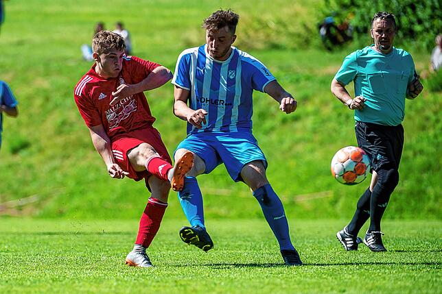 Bild 36: FC Dachsberg siegt 2:0 beim SV Berau und steigt auf &ndash; wir haben Bilder!