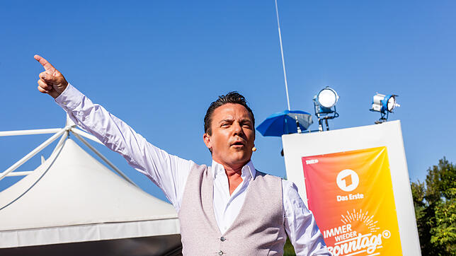 Entertainer und Moderator Stefan Mross in der „Immer wieder sonntags“-Arena.