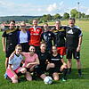 Die Fußballdamen des VfL Riedböhringen sind mit ihrem neuen Trainer Fabian Bodenseh (links, oben) und Co-Trainer Joachim Rendler ...