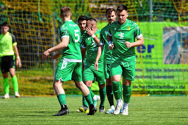 Bild 8: SV Herten fegt SV Buch mit 8:0 vom Platz – und wir haben Bilder!
