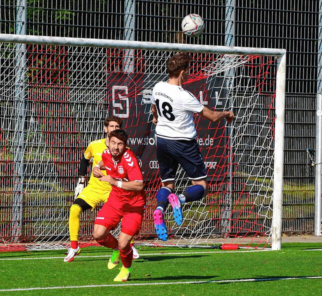 Bild 7: FV Lörrach-Brombach U23 feiert beim 3:0 gegen den FC Schlüchttal seinen zweiten Sieg in Folge &ndash; und wir haben die Bilder