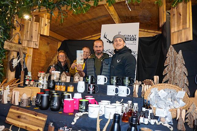 Bild 12: Weihnachtsmarkt in der Ravennaschlucht der Renner