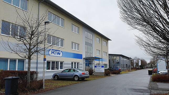 Die insolvente Firma KTW Konstruktion-Technik K. Weißhaupt GmbH aus Friedrichshafen ist verkauft an die Carl Stahl Holding aus Süßen.