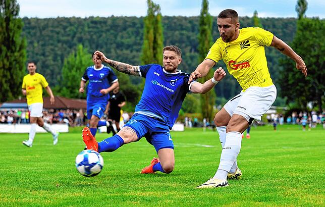 Bild 1: Unsere besten Bilder vom Pokalduell zwischen dem FV Möhringen und dem FC 08 Villingen