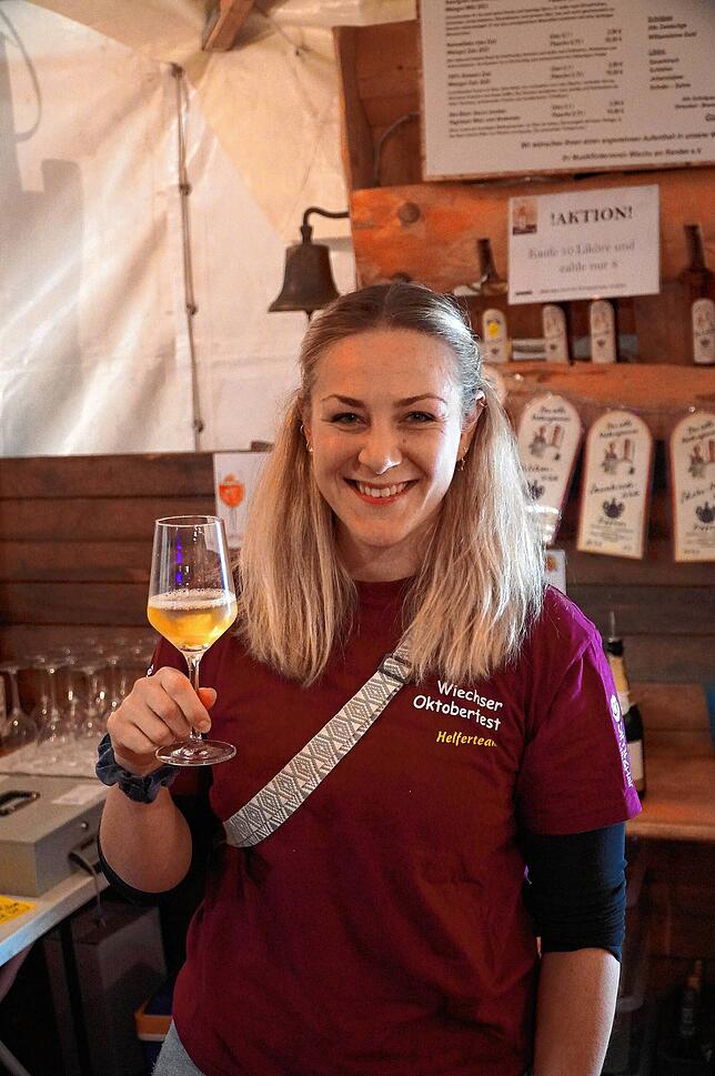 Bild 25: Wiechser Oktoberfest startet – exklusive Bilder!