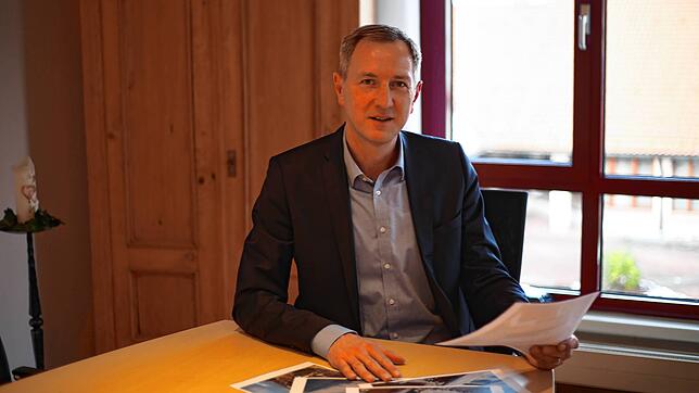 Fünf Bilder von fünf Ereignissen, die Brigachtal 2021 geprägt haben und zum Teil auch noch im kommenden Jahr prägen werden: Ein etwas ...