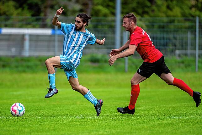 Bild 16: SV Obersäckingen gewinnt Pokal-Derby gegen FC 08 Bad Säckingen mit 5:2 &ndash; wir haben Bilder!