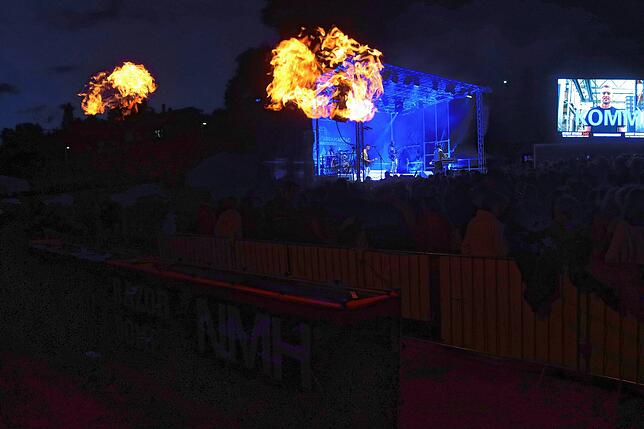 Bild 10: ABBA und Applaus: Sound Beach Festival sorgt für ausgelassene Stimmung im Überlinger Uferpark