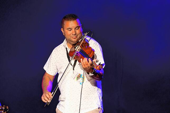 Der niederländische Geiger Wattie Rosenberg stammt aus einer für Gipsy Jazz berühmten Musikerfamilie.