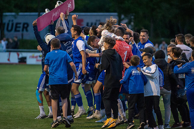 Bild 2: SV BW Murg gewinnt Spitzenspiel gegen FC 08 Bad Säckingen mit 2:1 &ndash; und wir haben Bilder!
