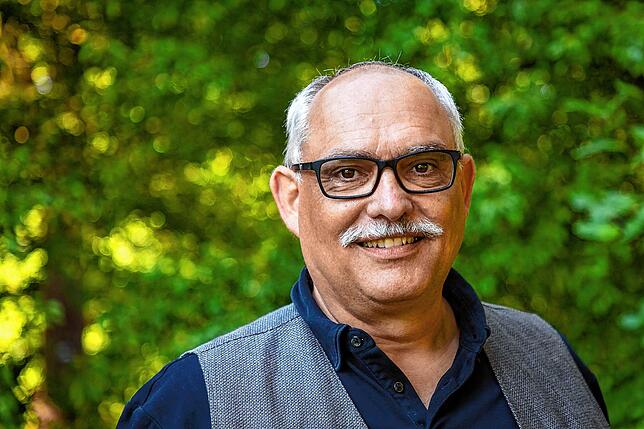 Professor Bastian Kaiser ist Rektor der Hochschule für Forstwirtschaft Rottenburg und ist u.a. Mitglied im Nachhaltigkeitsbeirat von ...