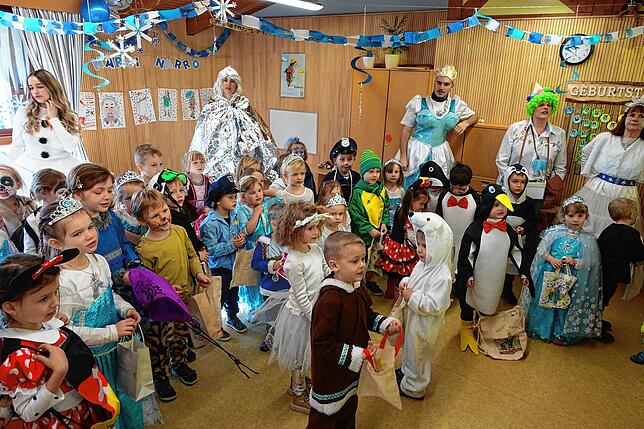 Bild 1: Bilder der Schulbefreiung in Wellendingen
