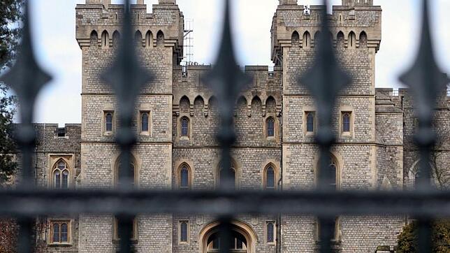 Das Castle Windsor ist von allen Seiten her geschützt. In der Nähe des sogenannten Town Gate ist es jetzt aber einem Mann gelungen, eine ...