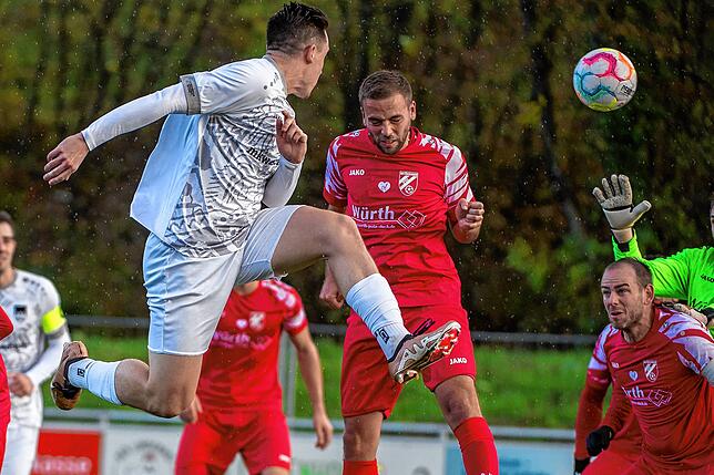 Bild 9: Spvgg. Wutöschingen gewinnt gegen Reserve des FC Tiengen 08 mit 3:0 &ndash; und wir haben Bilder!
