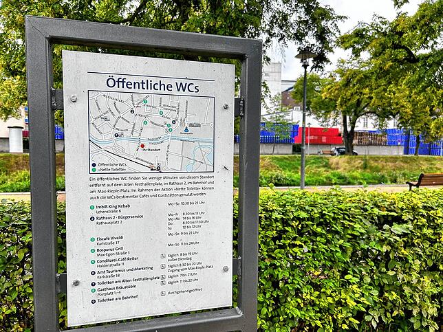 Wo ist das nächste Klo? In Donaueschingen denken Spielplatzdesigner einfach an alles.