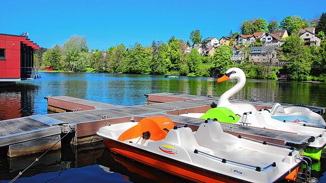Die Saison am Klosterweiher lief durchwachsen, unter anderem wegen des Wetters. Nach der Badesaison soll das Vorlaufbecken ausgesaugt ...