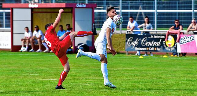 Bild 11: FC Erzingen holt einen glücklichen Punkt beim SV Jestetten &ndash; und wir haben Bilder!