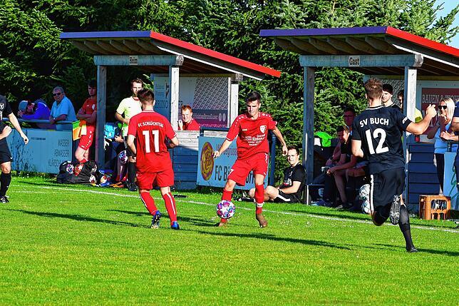 Bild 32: SV Buch gewinnt mit 1:0 beim Schlusslicht FC Schlüchttal &ndash; und wir haben die Bilder!