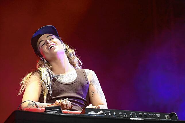 Bild 12: Southside 2023: Die schönsten Bilder vom Auftritt von Tash Sultana