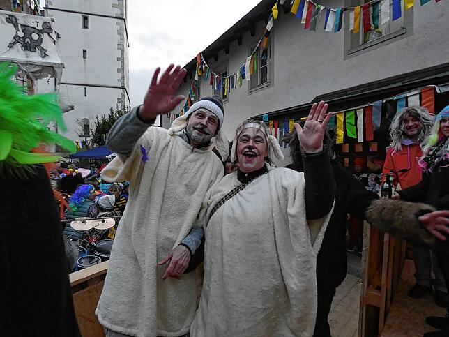 Bild 5: Monsterkonzert in Lottstetten: Fasnachtssamstagabend voller Stimmung!