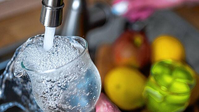 Sauberes Trinkwasser wird immer wichtiger und wertvoller. Schonach setzt dabei auf eigene Quellen. Foto: Monika Skolimowska