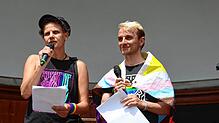 Bild : Fotos vom CSD 2025 in Konstanz: Bunte Flaggen, ausgefallene Outfits und klare Statements