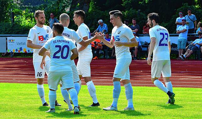 Bild 1: Hier gibt es die Bilder vom 4:1-Sieg des FC Erzingen bei der SG FC Wehr-Brennet