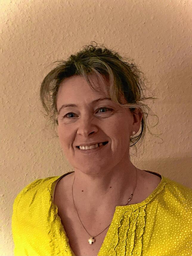Roswitha Fehrenbach (47), Vorsitzende der Landfrauen, Mitglied bei den Bergli-Hexen und im Kirchenchor und Mesnerin.
