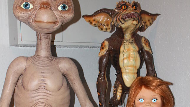 Vielleicht auch bald mal als Exponat in einem Museum? E.T. (von links), ein Gremlin und Chucky, die Mörderpuppe.
