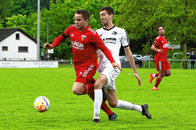 Bild 10: Die besten Bilder der Partie zwischen dem FC Überlingen und dem FV Walbertsweiler-Rengetsweiler!