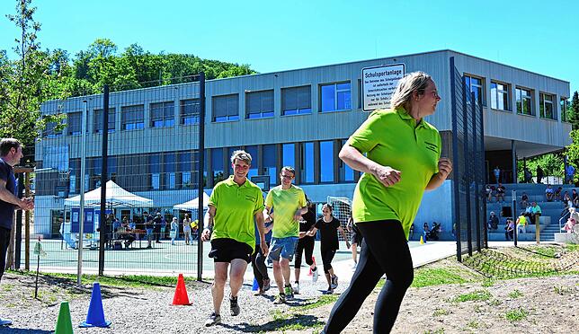 Bild 17: Grund- und Werkrealschule Gurtweil feiert sich und den Erweiterungsbau – wir haben die Bilder