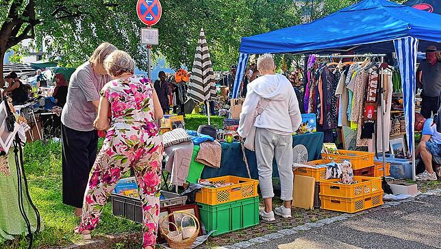 Bild 12: So schön war es auf dem SÜDKURIER-Flohmarkt in Bad Säckingen