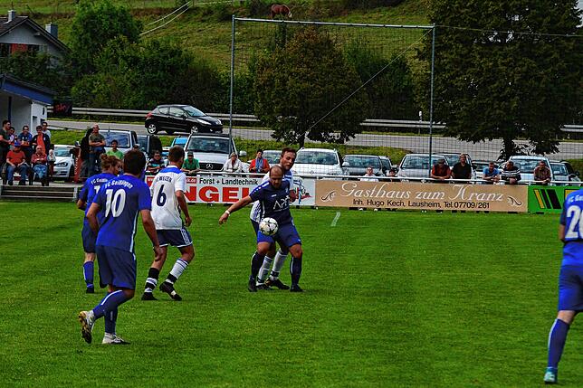 Bild 14: FC Geißlingen gewinnt beim FC Weizen mit 3:2 &ndash; und wir haben Bilder!