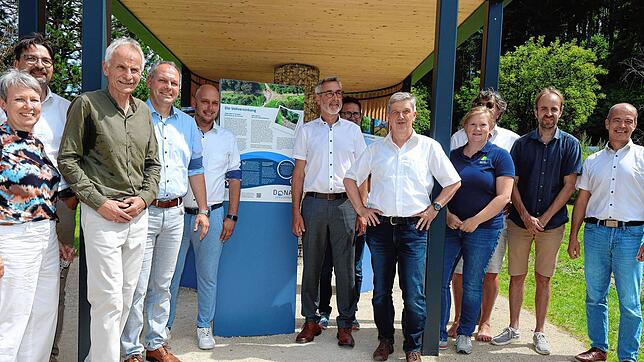 Vertreter der Anliegerorte Immendingen, Möhringen, Tuttlingen und Fridingen, des Regierungspräsidiums, des Landkreises Tuttlingen, der ...