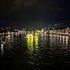 90.000 Besucher erleben das Feuerwerk in Basel. Trotz des Andrangs haben Polizei, Feuerwehr und Sanitäter wenig zu tun.