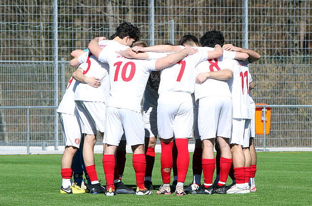 Bild 2: TSV Aach-Linz setzt beim SC Pfullendorf II die Akzente. Wir haben die besten Bilder!