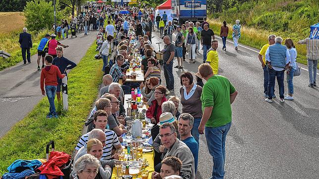 2017 war die Lange Tafel zwischen Villingen und Schwenningen ein echter Renner, 2022, wenn die Doppelstadt ihren 50. Geburtstag feiert, ...