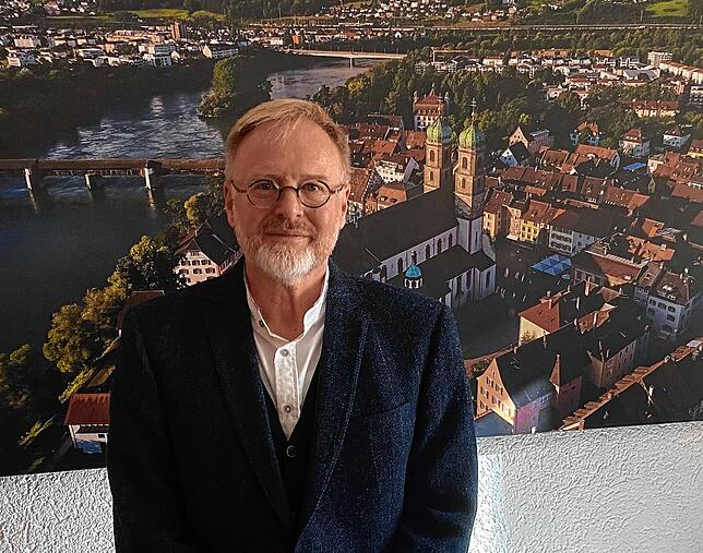 Peter Kaiser ist der neue Geschäftsführer der Bad Säckinger Rehaklinik. Er folgt auf Peter Mast, der gesundheitsbedingt seinen Vertrag ...