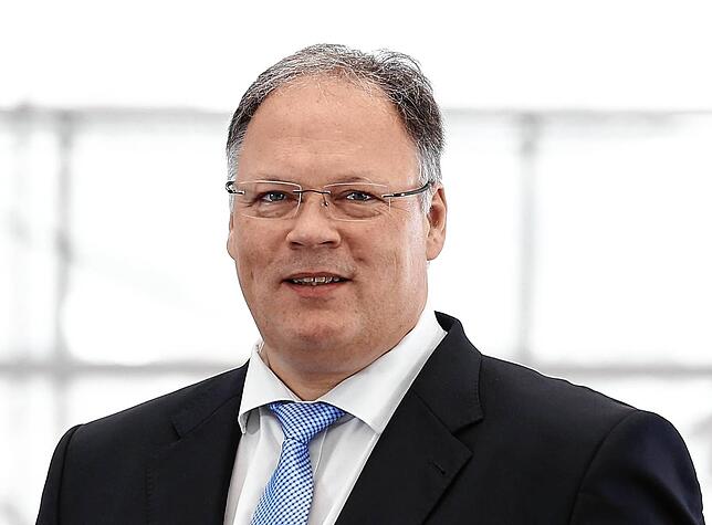 Micheal Schwabe ist langjähriger Chef (CEO) der Eto-Gruppe. Der Automobilzulieferer wandelt sich unter seiner Regie immer mehr zum ...