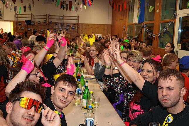 Bild 17: 80 Akteure begeistern beim ausverkauften Sportlerball des SV Rietheim – Die besten Bilder