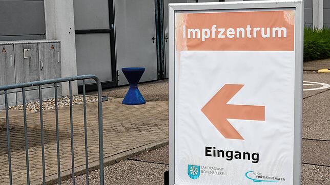 Das Kreisimpfzentrum Bodenseekreis ist seit Januar 2021 in der Messe Friedrichshafen zu finden.