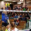 Dieser Angriff von Jule Gaisser (blaues Trikot) bringt dem TV Villingen einen Punkt, da die Gegner aus Offenburg keinen Block stellen. ...