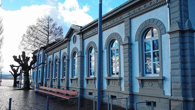 Einst Turnhalle, heute Malatelier und abends festlicher Ballsaal: Die Kunstakademie beim Mantelhafen bietet für vieles den passenden ...