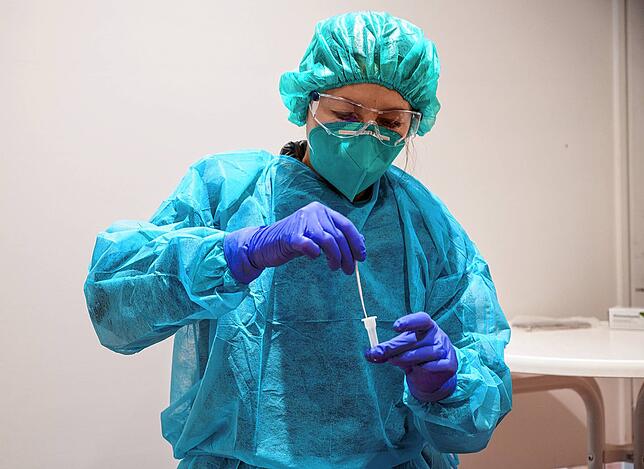 Die drei Höri-Gemeinden haben sich jetzt mit Radolfzell zusammengeschlossen, um den Bürgern das kostenlose Testen auf Corona zu erleichtern.