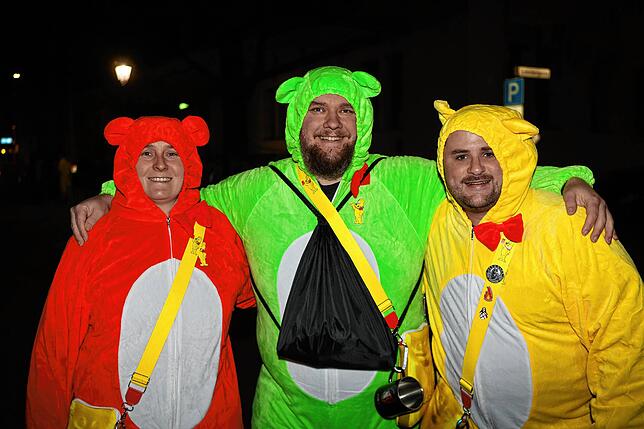 Bild 3: Konstanzer Straßenfasnacht 2025: Am Fasnachtssamstag werden Besenwirtschaften gestürmt