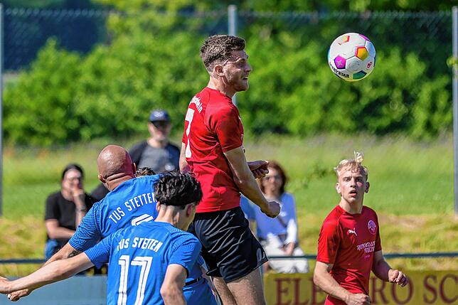 Bild 14: TuS Stetten siegt mit 2:1 beim FC Hochrhein – und wir haben Fotos!