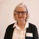Carina Hahn, Hebamme