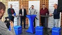 Das SÜDKURIER-Kandidatenduell: Bei der Diskussionsrunde stellen sich die drei Bürgermeisterkandidaten Stefan Kaiser (55, Zweiter von ...